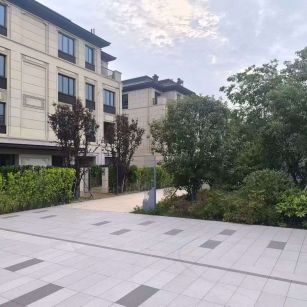 丽水 芝麻白与芝麻白搭配铺装，尺寸1200*600