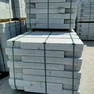 丽水 芙蓉白花岗岩路沿石、平石尺寸标准，色泽均匀