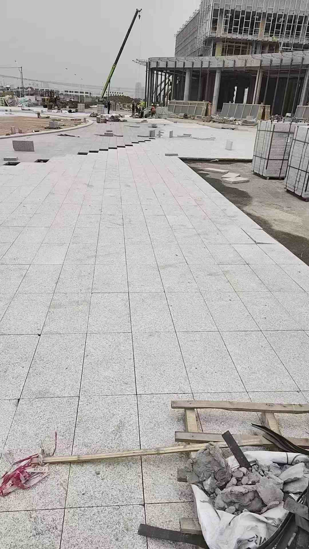 丽水芝麻白地铺案例