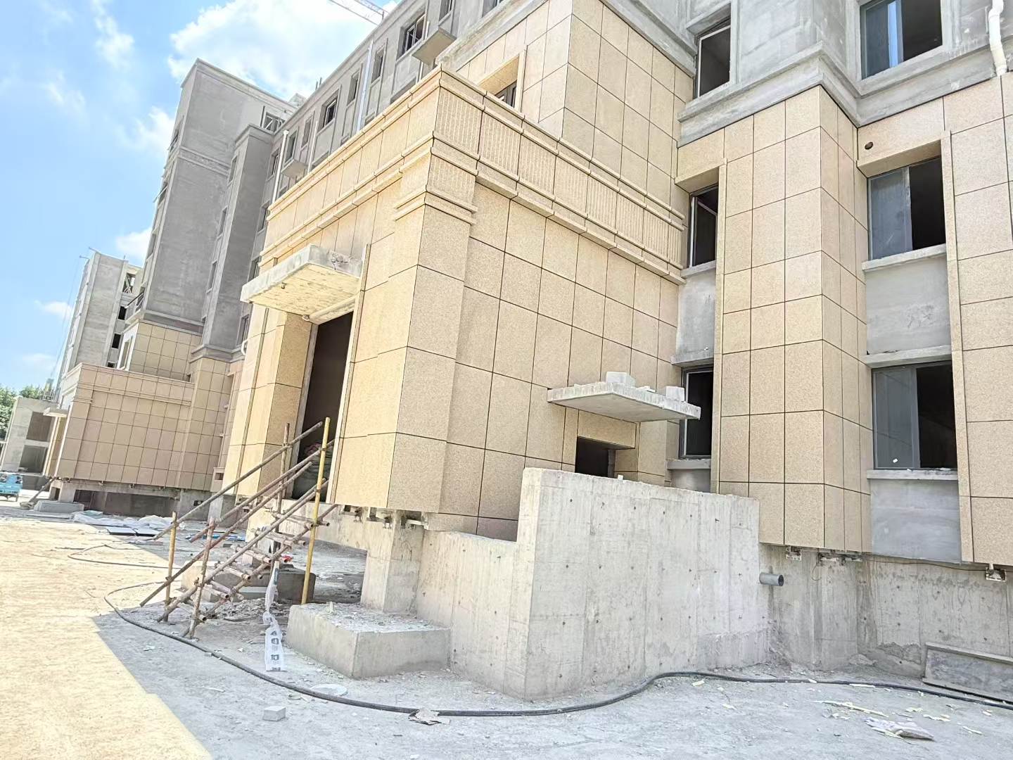 丽水 黄金麻干挂，工地实拍