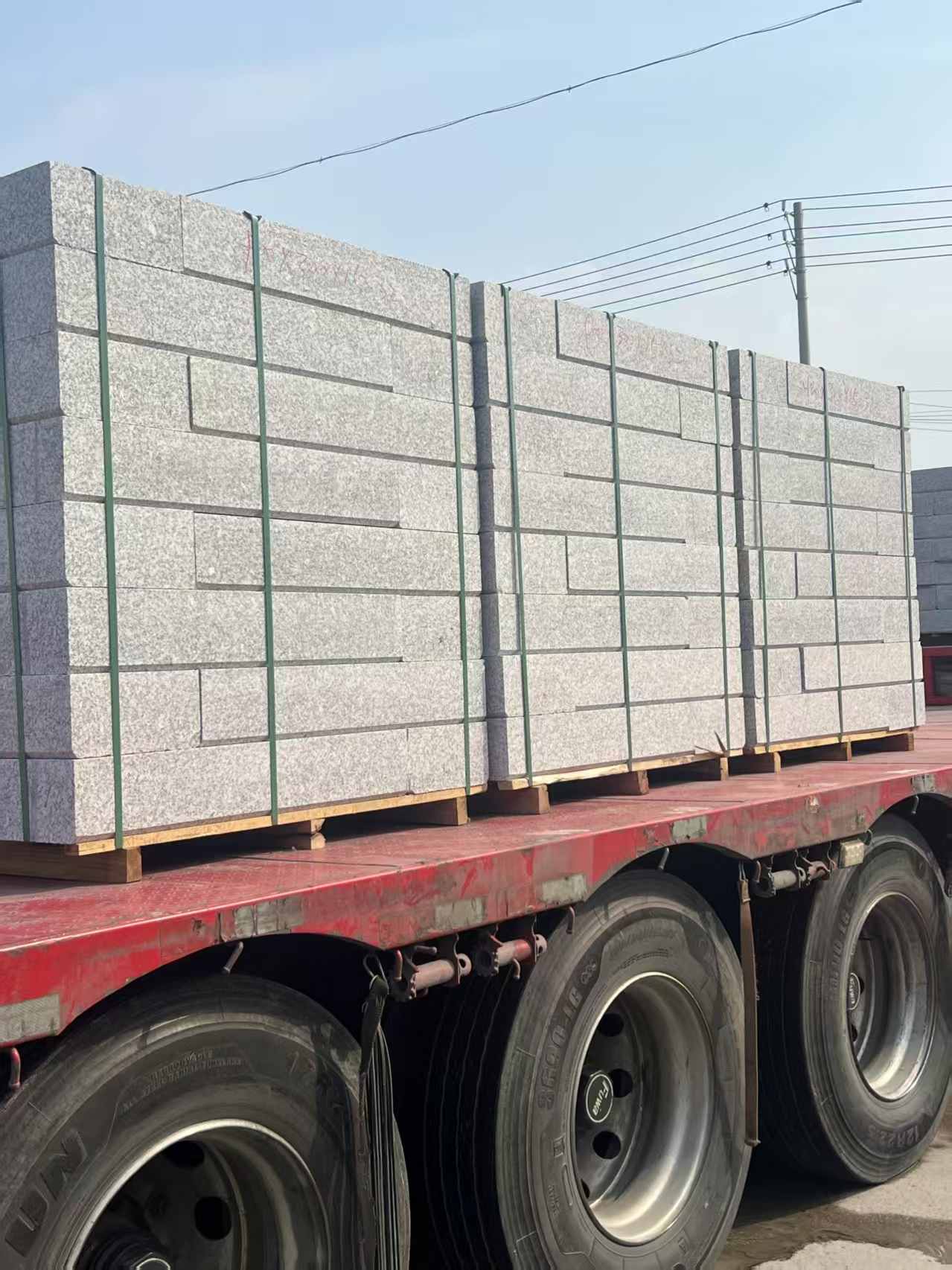 丽水 芙蓉白路沿石装车