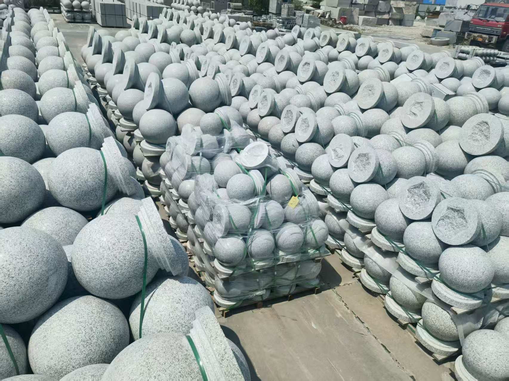 丽水 花岗岩实心圆球，石球，挡车球，挡车石，车止石，路障石。