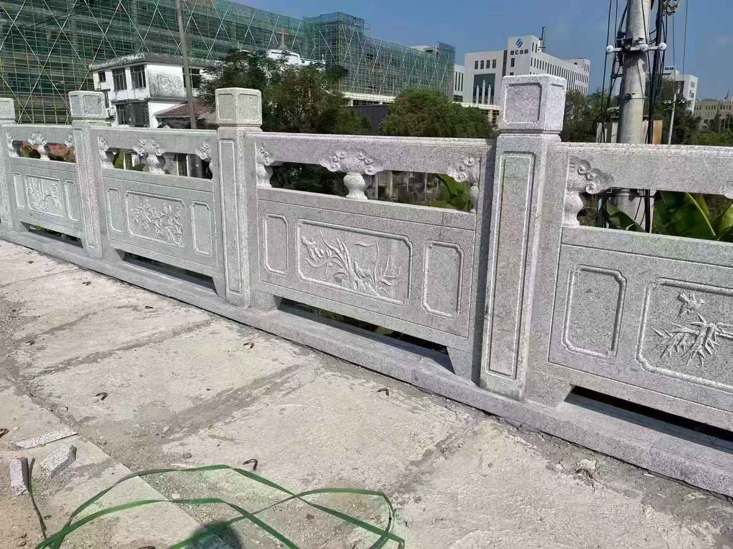 丽水 芝麻白栏杆