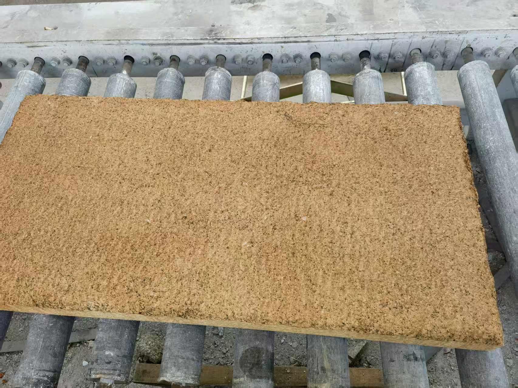 丽水 菠萝面老石板，做旧仿古石，流水线生产加工