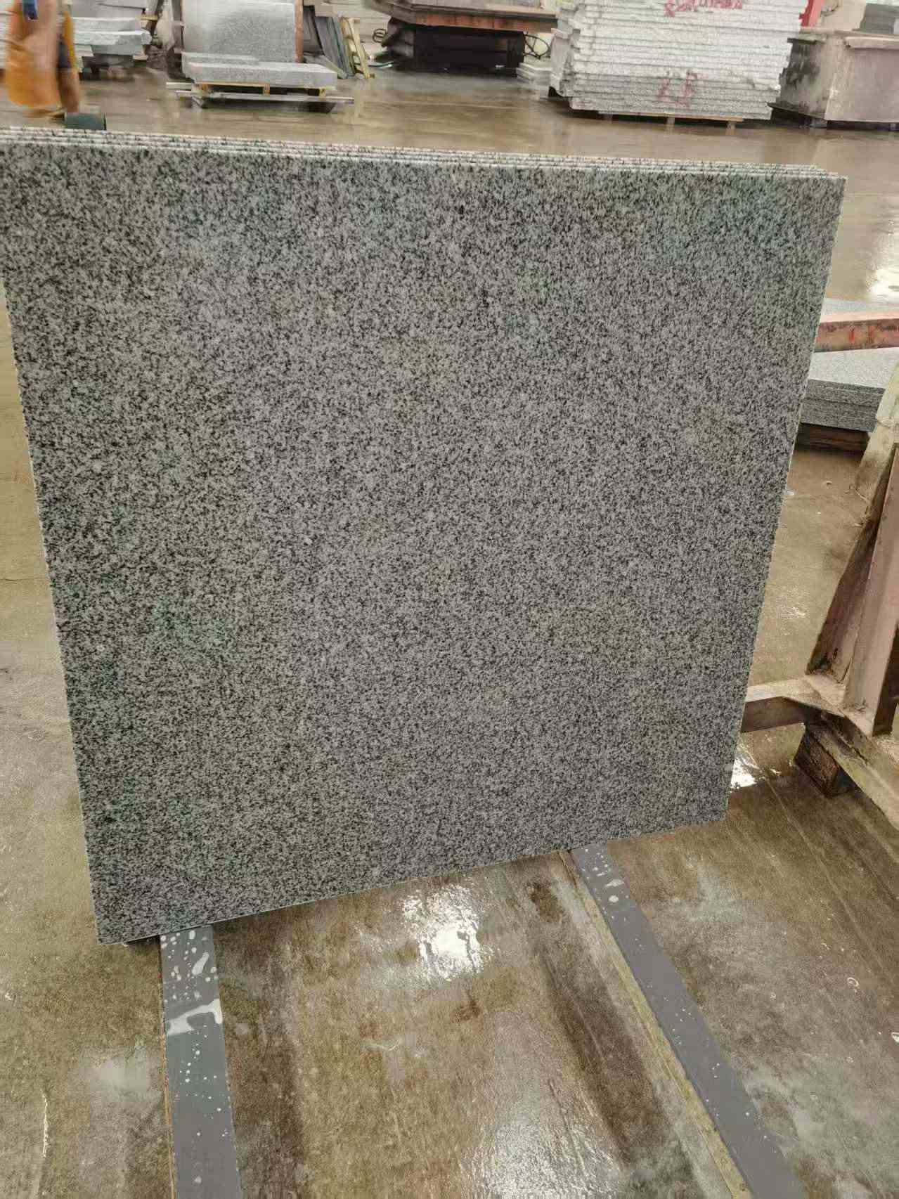 丽水 芝麻白光面900*900，高地铁标准